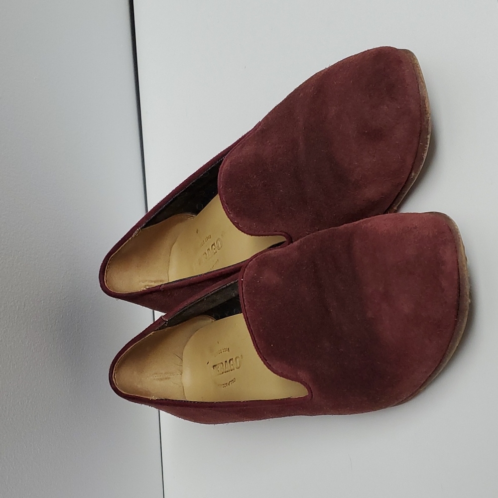 Sebago wine colored suede flats